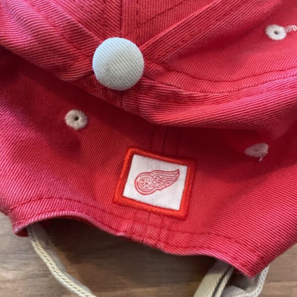 Vintage NHL Detroit Red Wings 1926 Hat OSFA Red Cap Strap Back - Picture 8 of 9